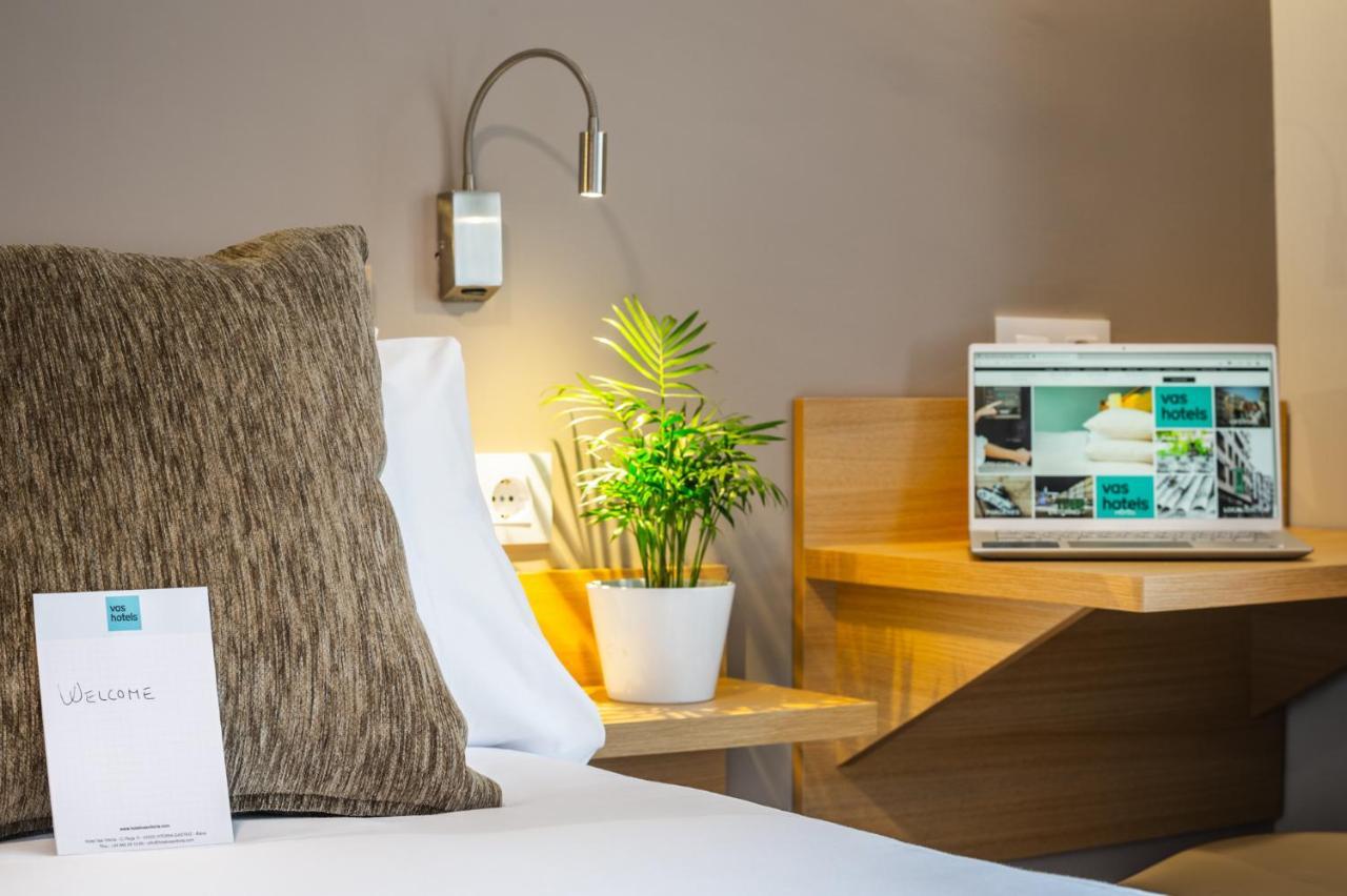 Hotel Vas Vitoria Autocheckin Екстериор снимка